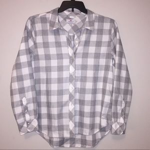 Vineyard Vines relaxed fit buffalo plaid size 10